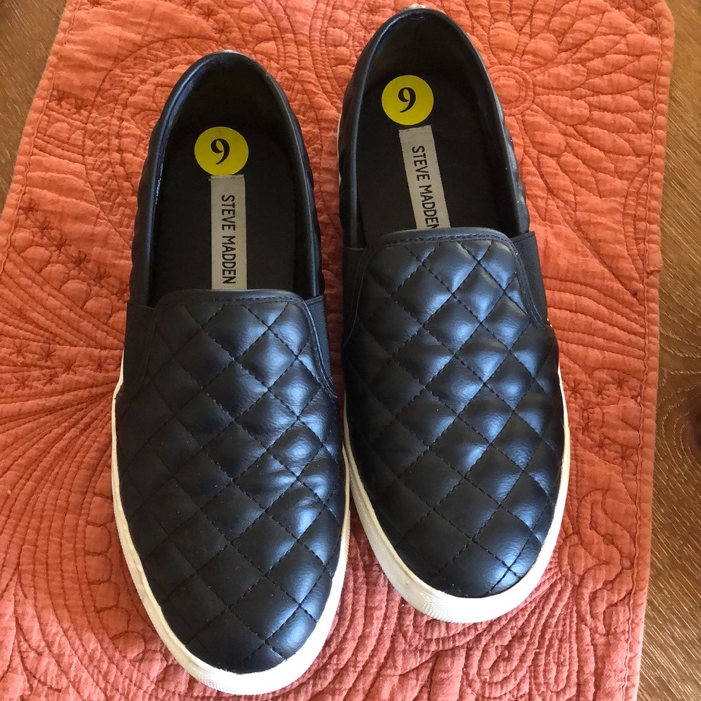 Steve Madden Slip Ons